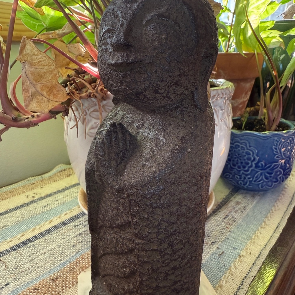 Smiling Jizo Buddha Stone Statue - Guardian of Children and Travelers - Picture 7 of 15